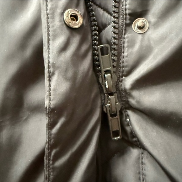 Soia & Kyo Black Down Puffer Lightweight Hooded Parka Jacket Sz XS Mid Length - Picture 14 of 15
